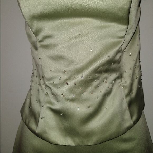 Impressions Satin Lime Green Skirt Set - Picture 4 of 12